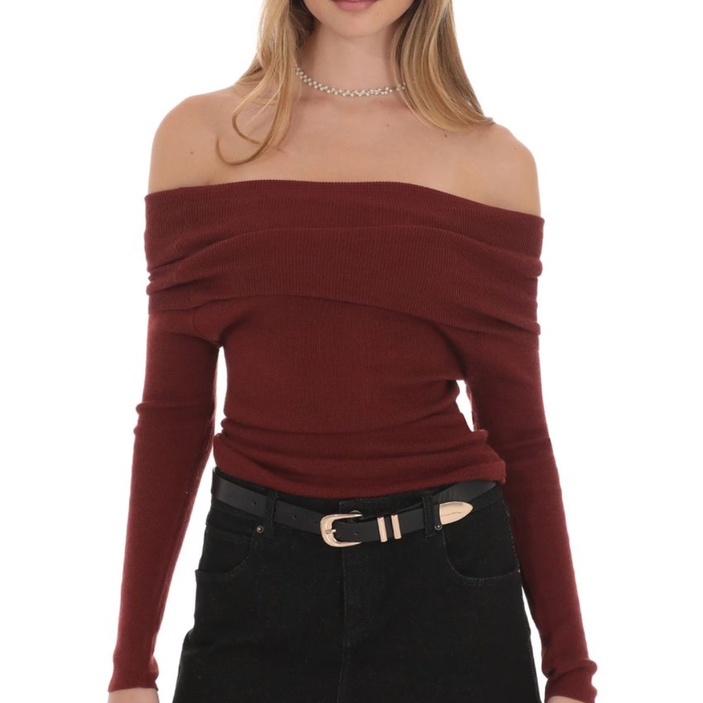 NWT Lucy in the Sky Fold Over Off Shoulder Top in Rust Red